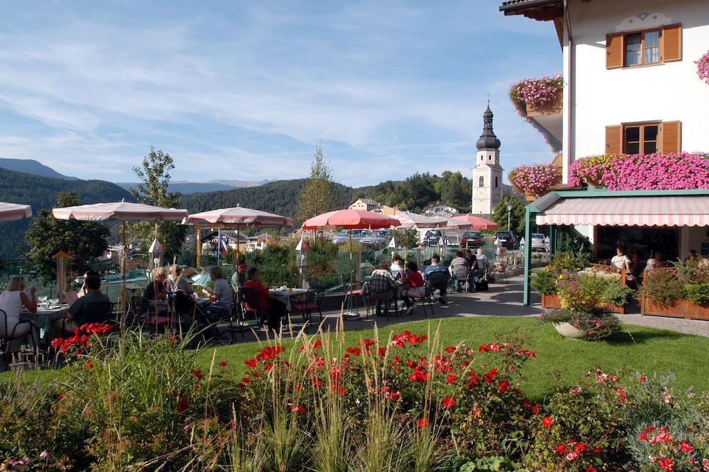 Hotel Garni Doris Kastelruth Buitenkant foto